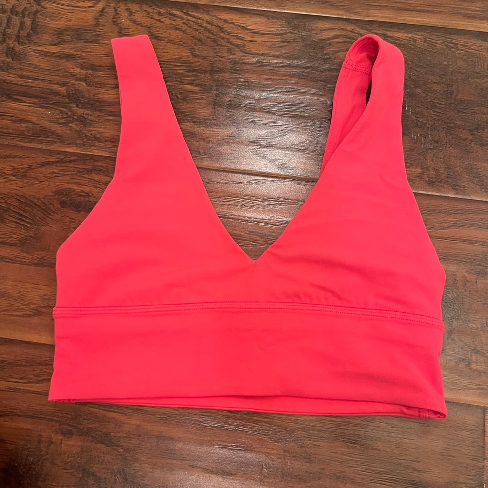 Lululemon Align V-Neck Sports Bra in Lip Gloss Pink | Size 4